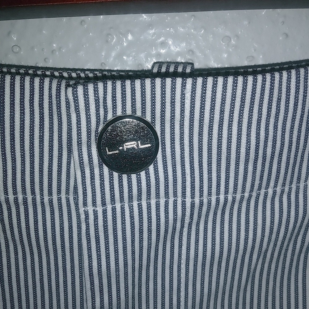 L-RL Lauren Ralph Lauren Active 6 Preppy Pinstriped Stretch Shorts - Picture 5 of 7